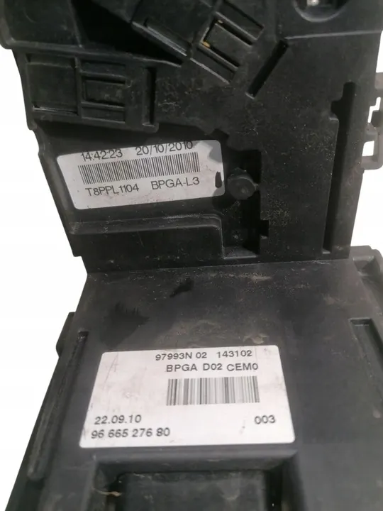 Módulo de bateria Peugeot 5008 I 1.6 THP image 4