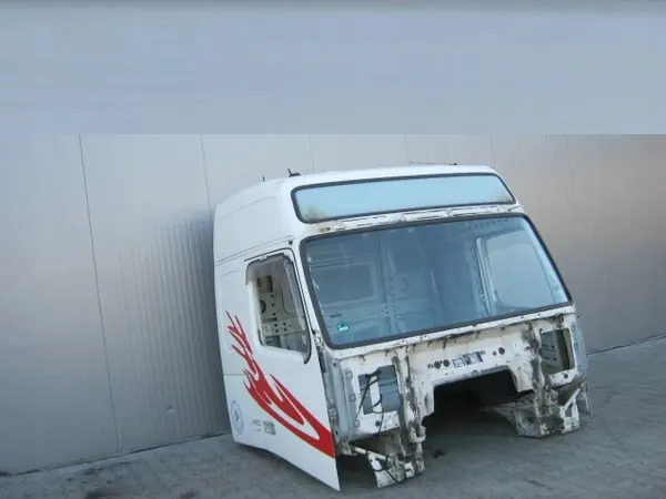 Volvo FH12 Cabineframe & Deuren OEM 85103676 image 2