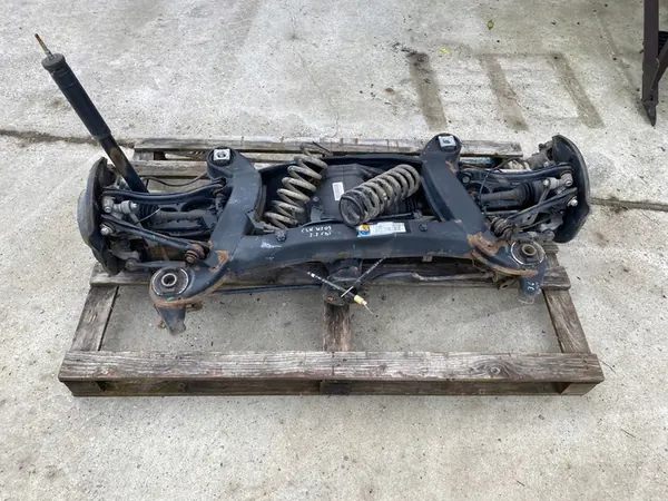 Conjunto de suspensão traseira Mercedes CLK W209 2.2CDI image 1