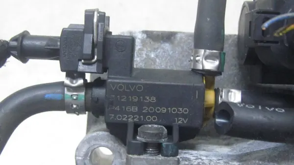 Válvula de vácuo VOLVO XC60 2.4 30774761 image 4