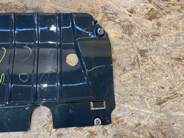 Renault Clio III 05-12 Motor Sköld Framsidan image 6