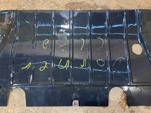 Renault Clio III 05-12 Motor Sköld Framsidan image 7