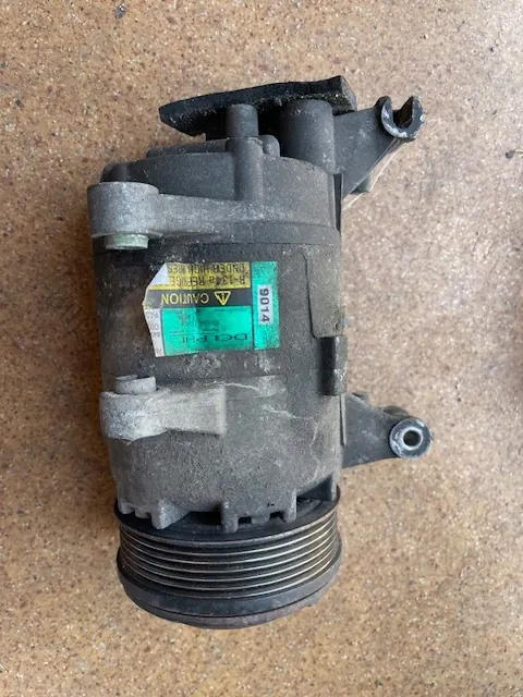 Mini Cooper ilmastointikompressori OEM 9014 - Käytetty image 2