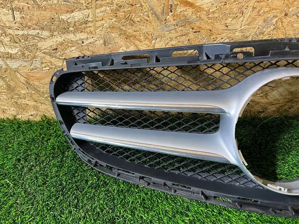 GRIGLIA RADIATORE MERCEDES E-CLASS 212 image 3