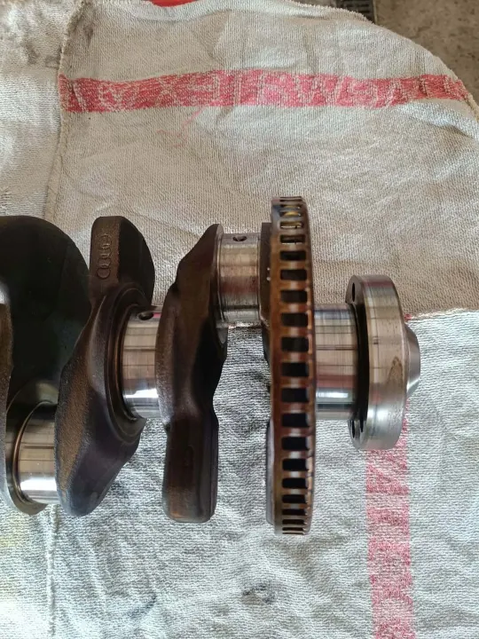 Virabrequim usado OEM 06HN para Audi A4 B8 2.0 TFSI image 4