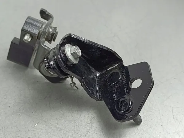 Hastes de porta traseira Ford Escape IV 2022 OEM FOB52674 image 3