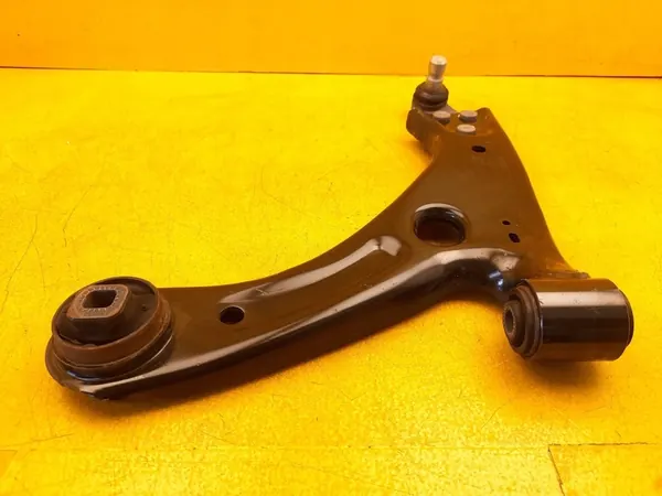 Volvo XC40 Braccio di Controllo Anteriore Sinistro 32221283 image 4