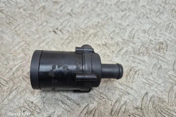 Elektrisk hjälppump kylvätska VW GOLF PLUS image 4