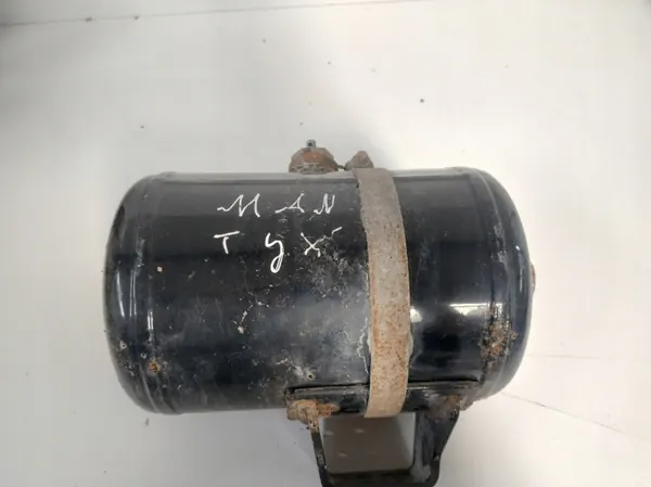 MAN TGX Druckluftbehälter 81514010194 Gebraucht image 2