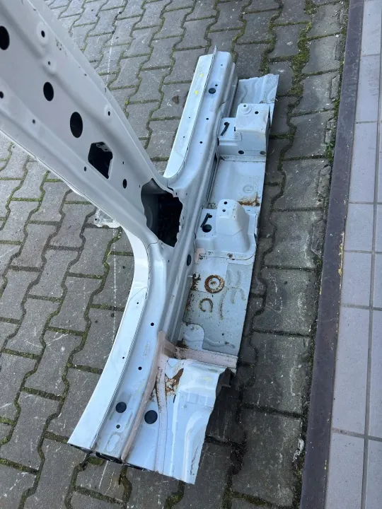 BMW 2 F45 Active Tourer linker middenpilaar OEM image 6