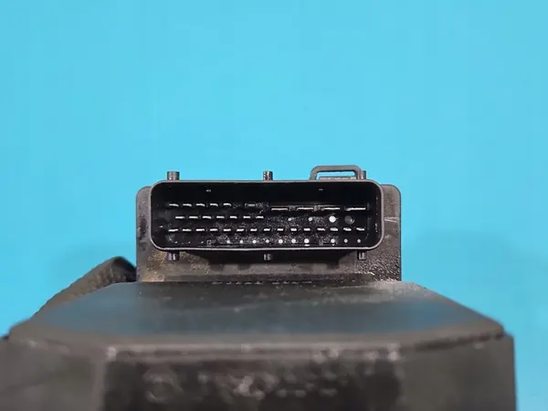 Pompe ABS VW Passat B5 2000-2005 OEM image 5