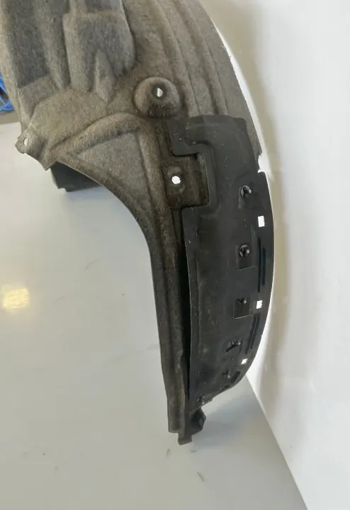 Honda Jazz V etu oikea lokasuoja OEM 74109-TZB-000 image 3