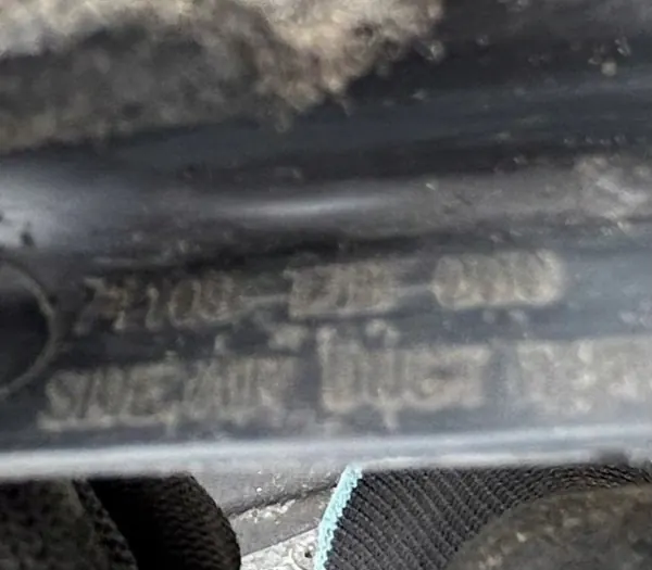Honda Jazz V etu oikea lokasuoja OEM 74109-TZB-000 image 6