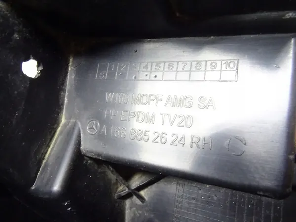 MERCEDES ML W166 11- Suporte de para-choque dianteiro direito A1668852624 LLU image 6