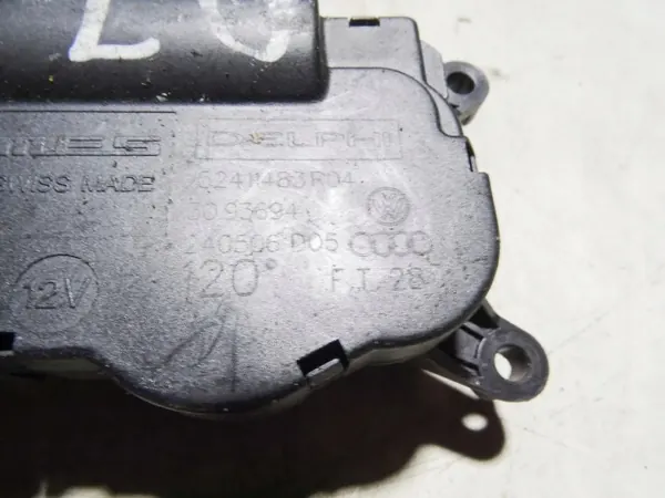 Moteur de volet Audi OE 52411483R04 pour Q7 3.0L image 3