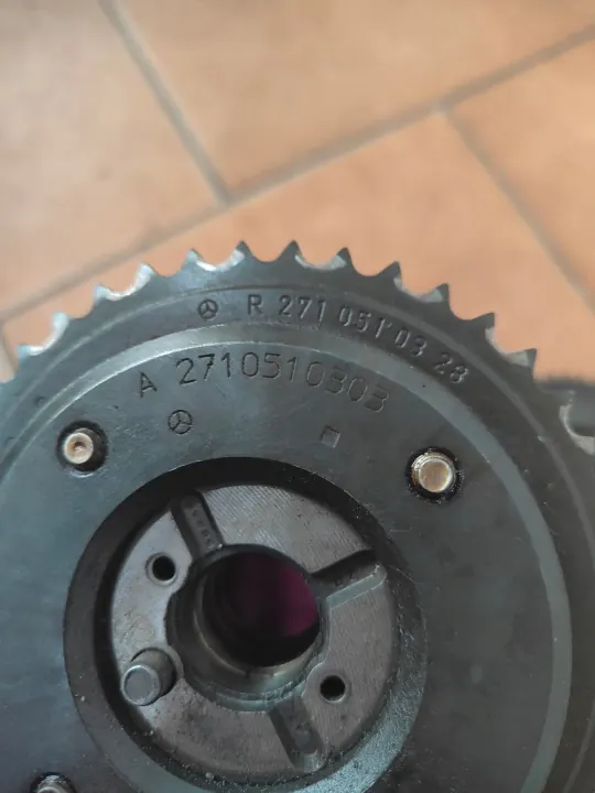 Mercedes W203 Variateur Arbre à Cames OEM A2710510303 image 4