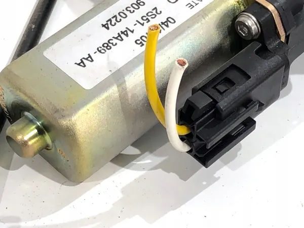 Elevador de vidro dianteiro esquerdo Ford Fiesta MK6 image 4