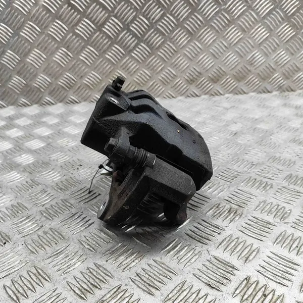 Opel Cascada 2013 Vorderer linker Bremssattel OEM 13578804 image 6