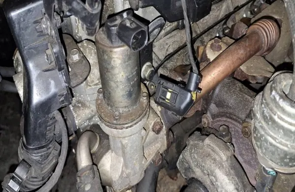 OEM 284102a120 EGR-venttiili Kia Ceed 1.6L 2007 image 4