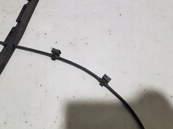 Contrôle d'ouverture de coffre à pied Audi A8 D4 image 3