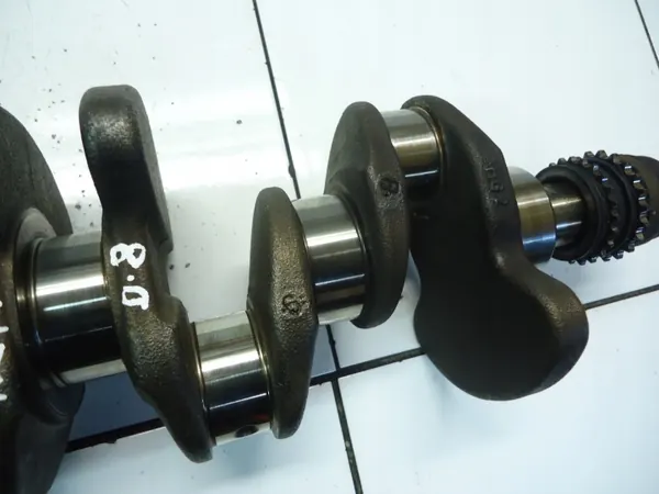 Kampiakseli Mercedes C W204 1.8K OEM R27103 image 5