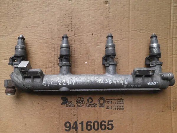 Rampa de Combustível Opel Vectra C 2.2 16V image 1