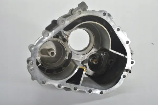 Carter arrière ZF 014.53 pour boîte 8HP65A image 3