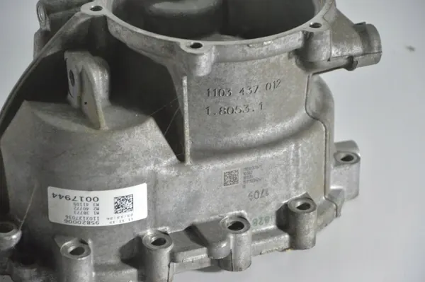 Carter arrière ZF 014.53 pour boîte 8HP65A image 4