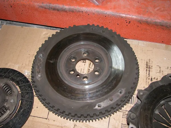 Astra J Corsa D E Meriva B Kytkinlevy OEM image 3