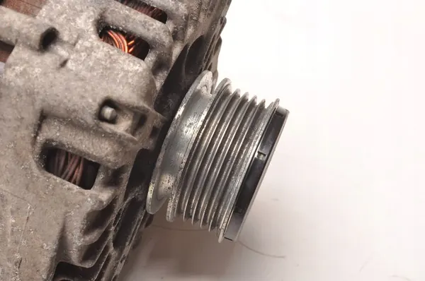 KIA OPTIMA III 1.7 CRDI Vaihtovirtageneraattori image 5