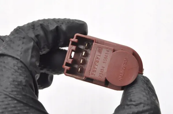 Sonde de Pédale d'Embrayage FERRARI PORTOFINO 3.9 F164 OEM 23494 958694 image 4