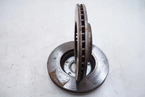 OEM remschijvenset voor voor Volvo S40 II 1.6 benzine image 3