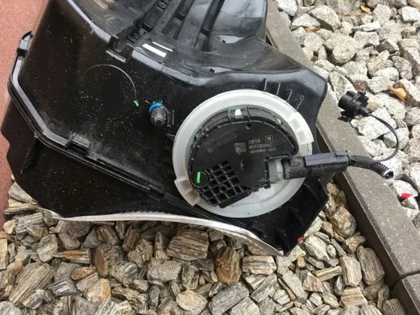 Pompe AdBlue Audi Q7 OEM 4M0131878BF image 6