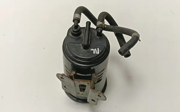 Filtro de carbón OEM 14950-3Y500 para Nissan Maxima A33 image 3