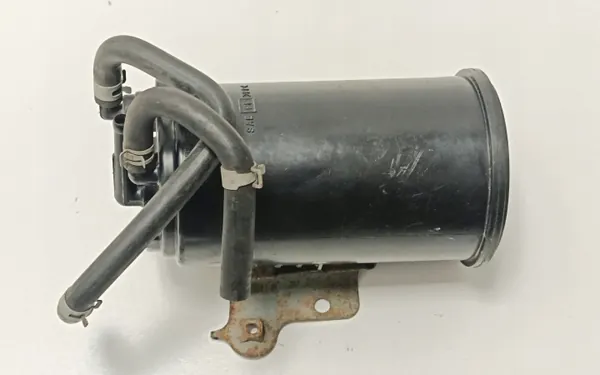 Filtro de carbón OEM 14950-3Y500 para Nissan Maxima A33 image 4