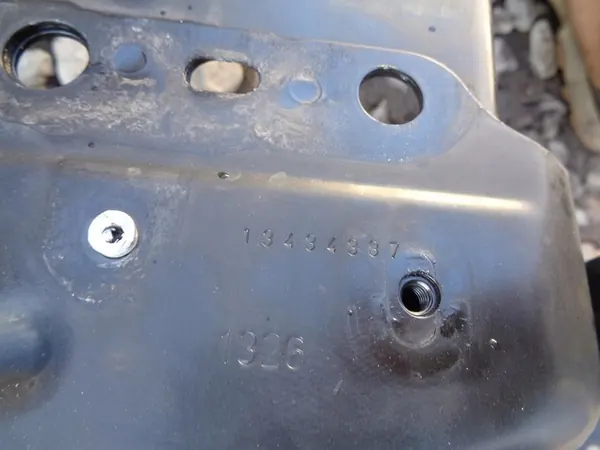 Reforço de Para-choque Frontal Direito Opel Corsa E 14- OEM 13434387 image 4