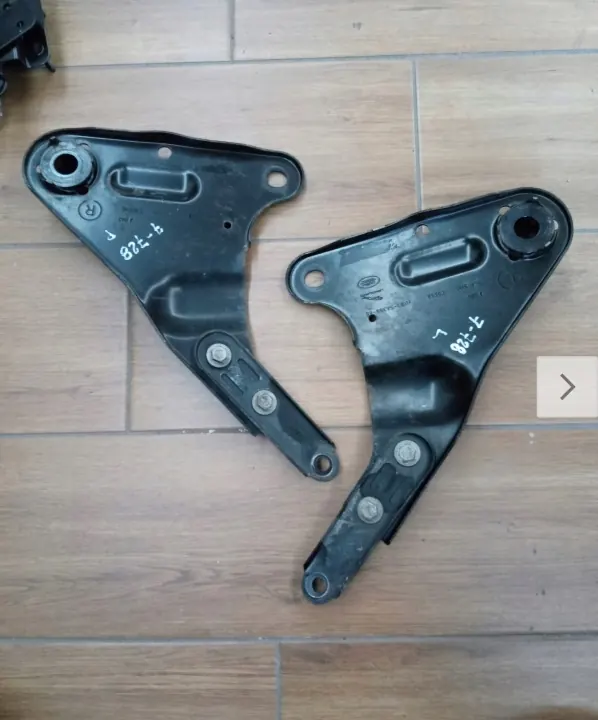 Support de fixation OEM HK83-5A399 BE L+P image 2