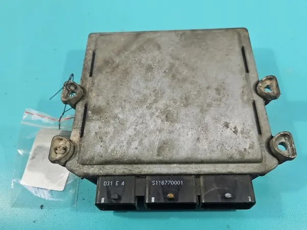 Volvo S40 II V50 2.0 HDI Unidade de Controlo Motor 30729065A image 4
