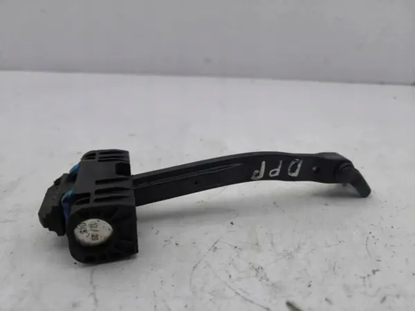 Audi A7 S7 4G 2012 Butée Porte Avant Gauche OEM 4G8837249A image 5