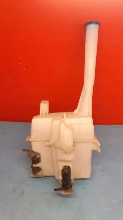 Hyundai ix35 2015 Pesulasiastia OEM 986104W000 image 2