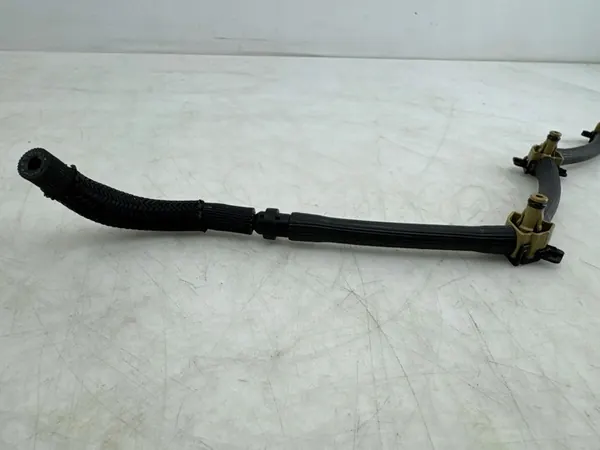 Volkswagen Golf VII 2015 Kraftstoffüberlaufschlauch image 3