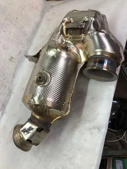Mercedes W206 Katalysaattori OEM A2541405800 Bensiini image 4