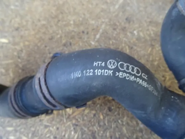 S3 8P GOLF VI R20 CUPRA R 2.0 TSI Lämmitinjohdot 06F122101A image 5