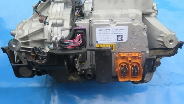 Begagnad Hybrid Elmotor OEM L8D2-75764-CB image 5