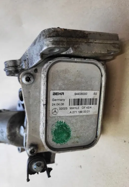 Mercedes Oljekylare Filterbas OEM A2711800610 image 5