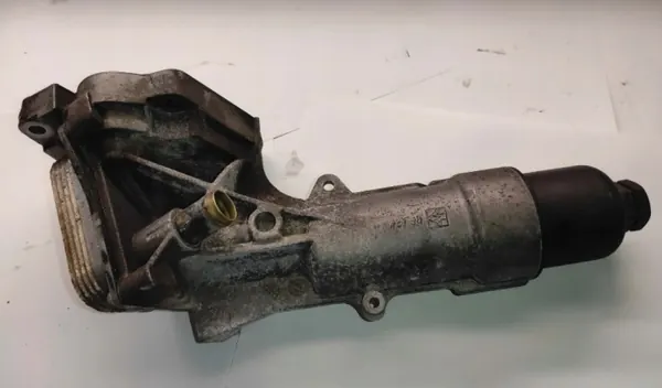 Mercedes Oljekylare Filterbas OEM A2711800610 image 8