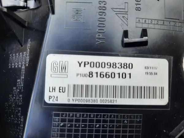 Lámpara Trasera Izquierda Opel Grandland X OEM image 5