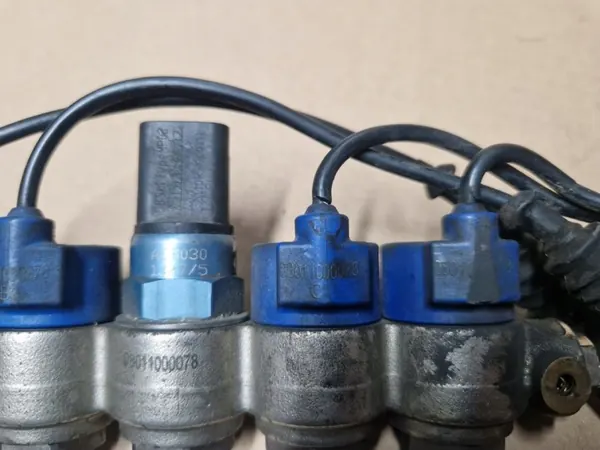 Rampe d'injection GPL OEM BIN0002 (13) - Occasion image 7