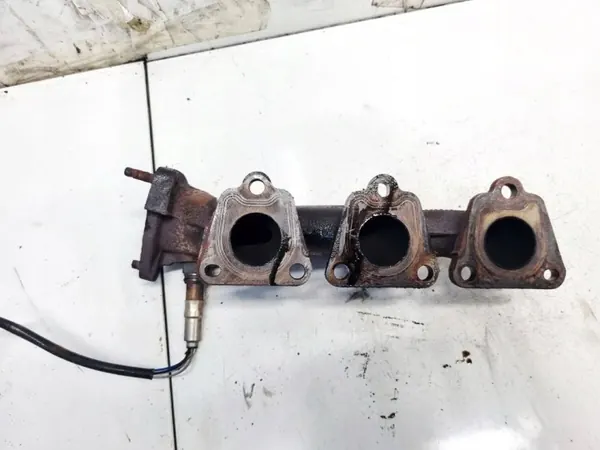 Colector de escape OEM 06E253034E Audi A6 2.4L 2005 image 3