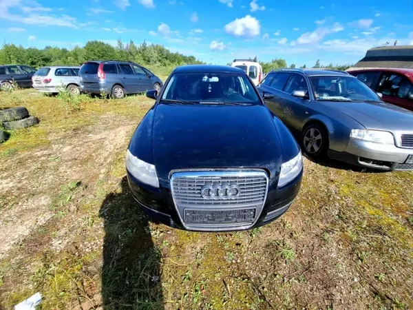 Colector de escape OEM 06E253034E Audi A6 2.4L 2005 image 6